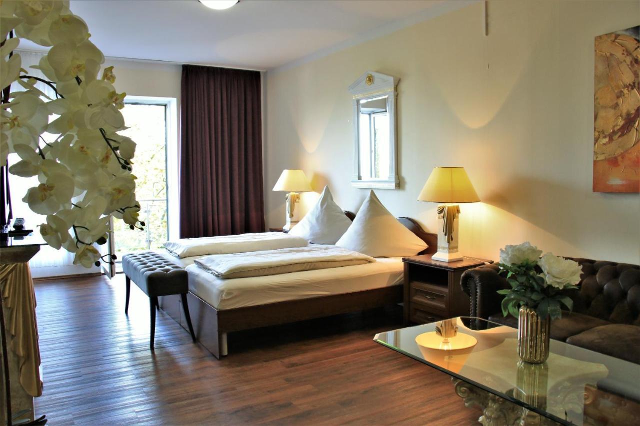 Aparthotel Scheuer Гюрт Екстер'єр фото