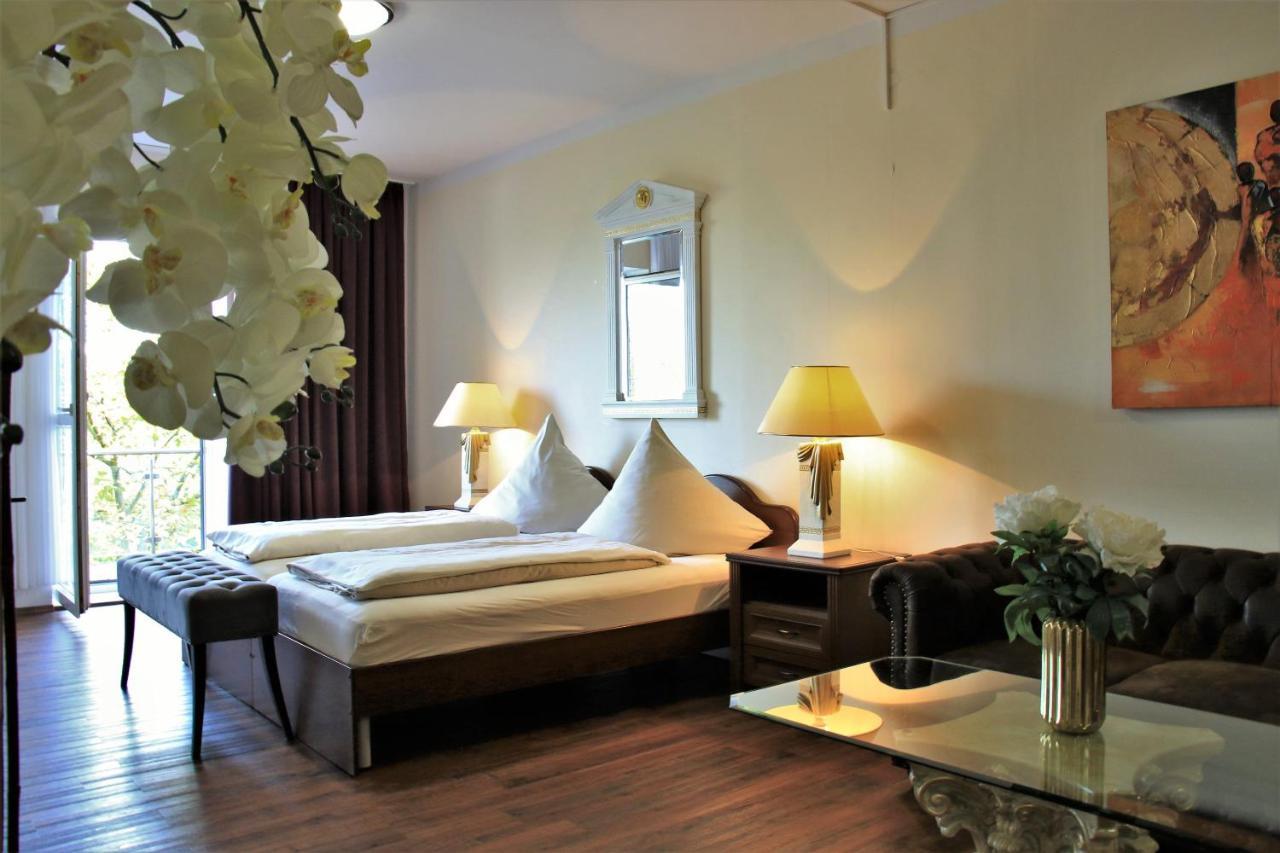 Aparthotel Scheuer Гюрт Екстер'єр фото