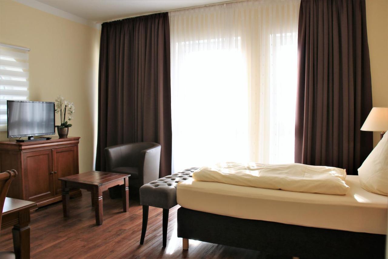 Aparthotel Scheuer Гюрт Екстер'єр фото